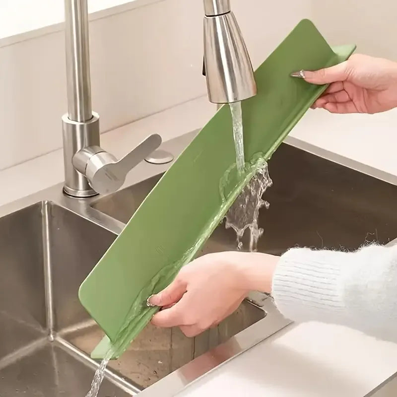 Silicone Sink Splash Guard – Faucet Water Splash Stopper